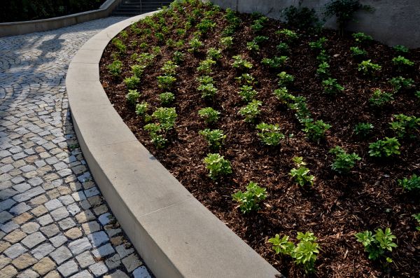 Retaining Wall Repair in Willoughby