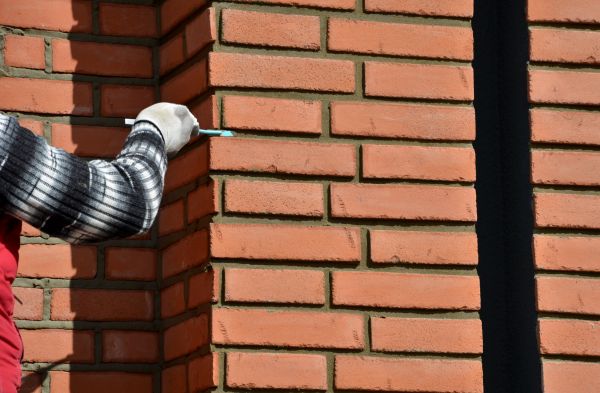 Brick House Repair in Willoughby